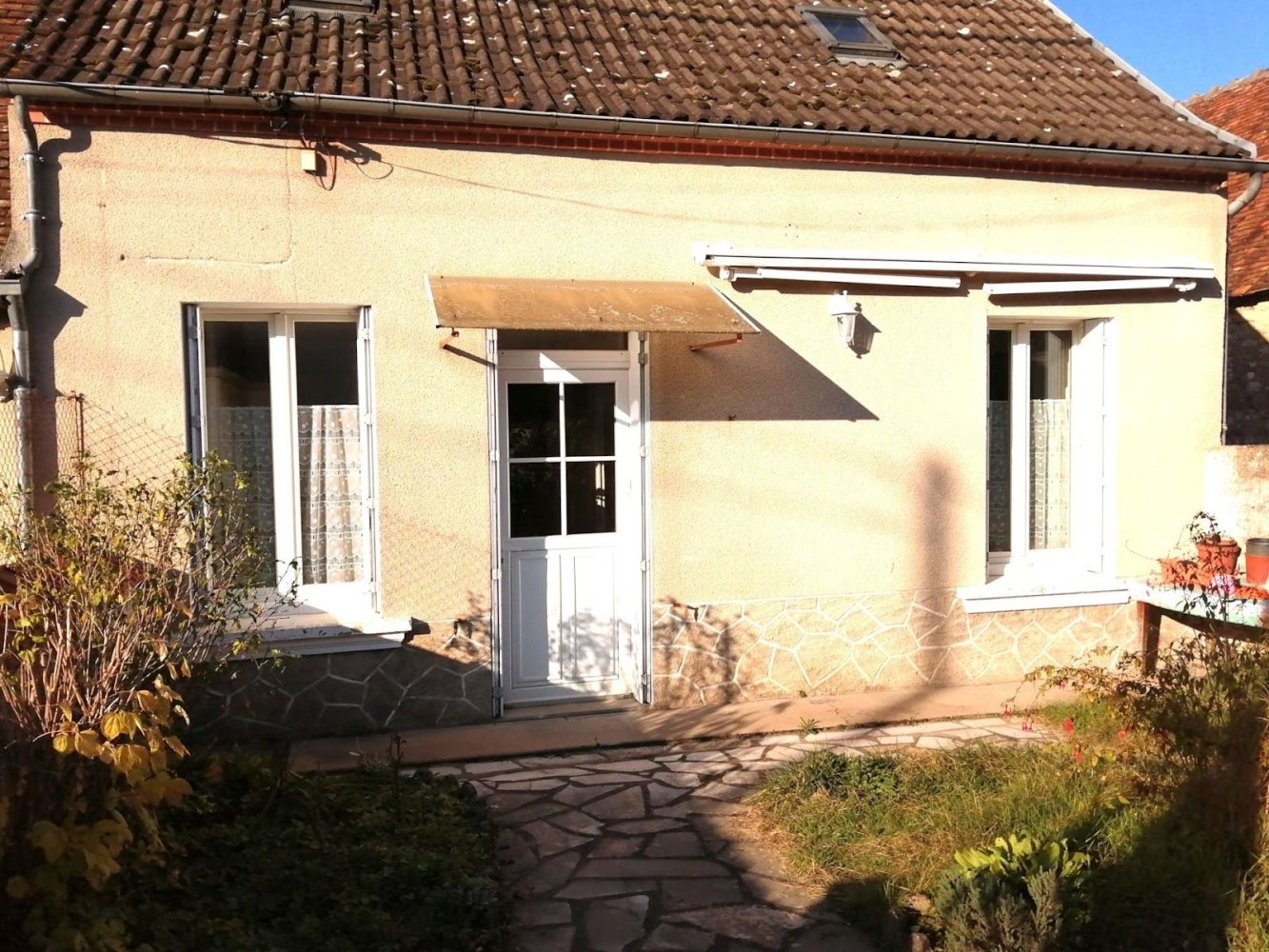 3 bedrooms Townhouse in Chabris, France No. 155109