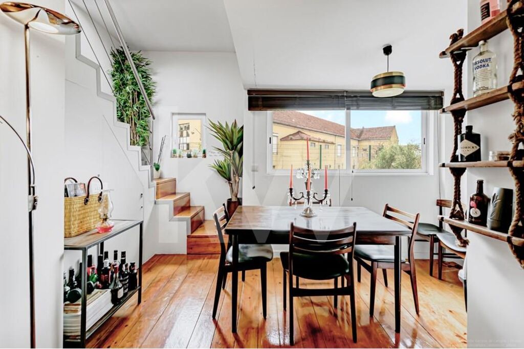 Apartamento de 2 dormitorios en Lisbon, Portugal No. 74338