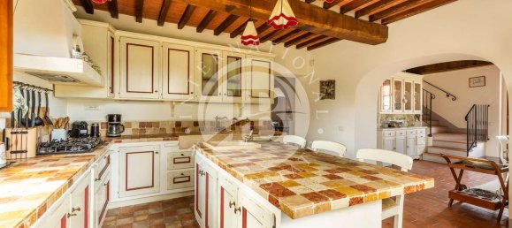6 bedrooms Villa in Palaia, Italy No. 53702 12