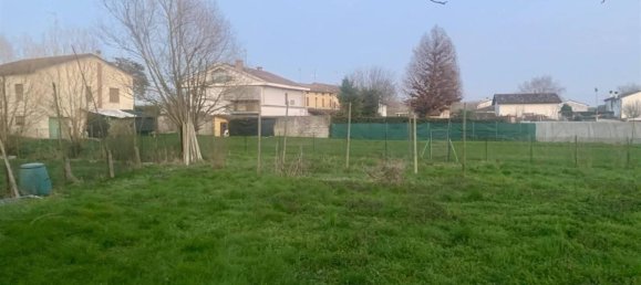 7-Zimmer Haus in Dosolo, Italy, Nr. 37501 5