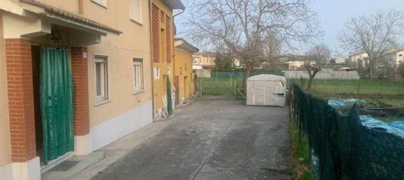 7-Zimmer Haus in Dosolo, Italy, Nr. 37501 2