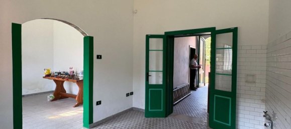 5 rooms Villa in San Giuliano Terme, Italy No. 301719 4