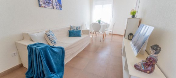 Apartamento de 2 dormitorios en Torrevieja, Spain No. 160381 2