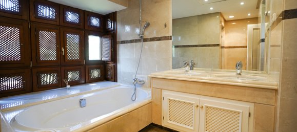 3 غرف نوم بانتهاوس في Marbella, Spain رقم 104419 13