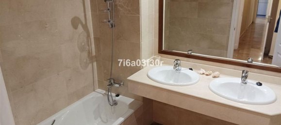 3 bedrooms Apartment in Marbella, Spain No. 62922 24