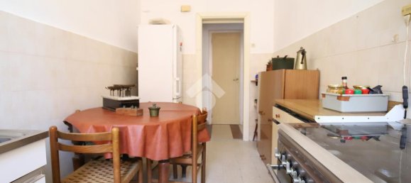 3 bedrooms Apartment in Rome, Italy No. 273414 20