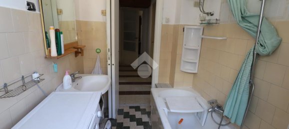 3 bedrooms Apartment in Rome, Italy No. 273414 22