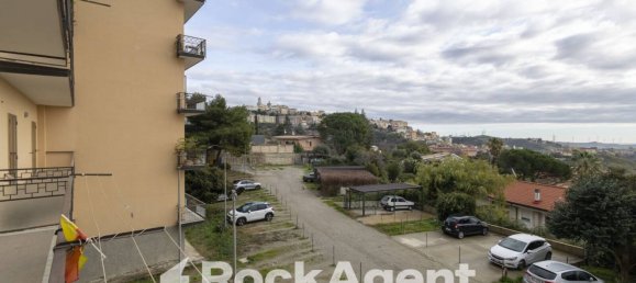 Apartamento de 2 dormitorios en Catanzaro, Italy No. 296155 26