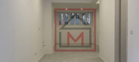 3 rooms Office in Milan, Italy No. 247430 10