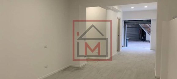 3 rooms Office in Milan, Italy No. 247430 3