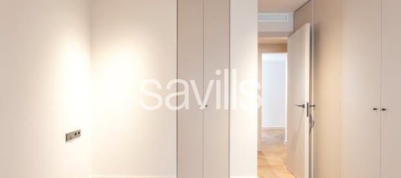 4 bedrooms Apartment in Barcelona, Spain No. 182360 38