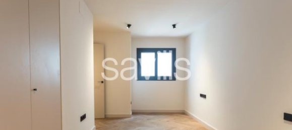 4 bedrooms Apartment in Barcelona, Spain No. 182360 32