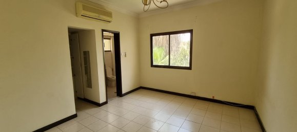 4 Schlafzimmer Villa in Jumeirah, UAE, Nr. 519 3