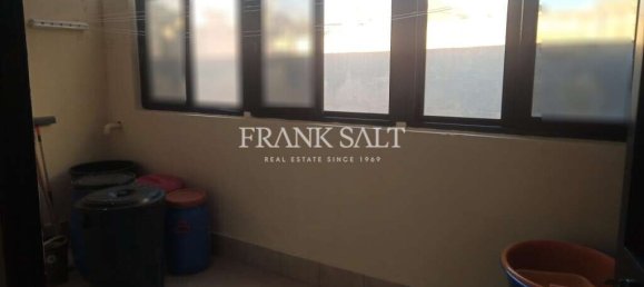 Maisonette de 3 dormitorios en Fgura, Malta No. 1983 14