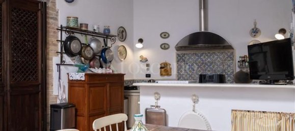 12 rooms Apartment in Palermo, Italy No. 46286 20
