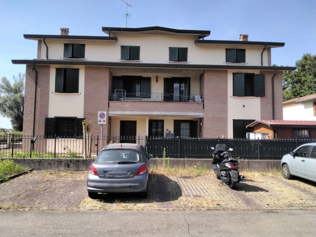 7 bedrooms Duplex in Cadelbosco di Sopra, Italy No. 325245
