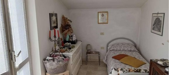 3 rooms Apartment in Magione, Italy No. 87058 6