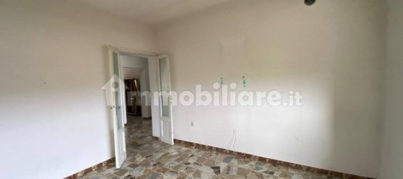 4 bedrooms Villa in Castel San Giovanni, Italy No. 305528 9
