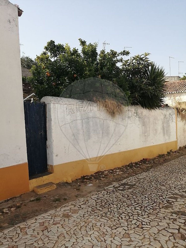  Land in Veiros, Portugal No. 273506