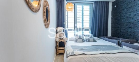 Apartamento T3 em Ciutat Vella, Spain N.º 182339 12