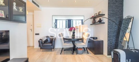 Apartamento T3 em Ciutat Vella, Spain N.º 182339 3