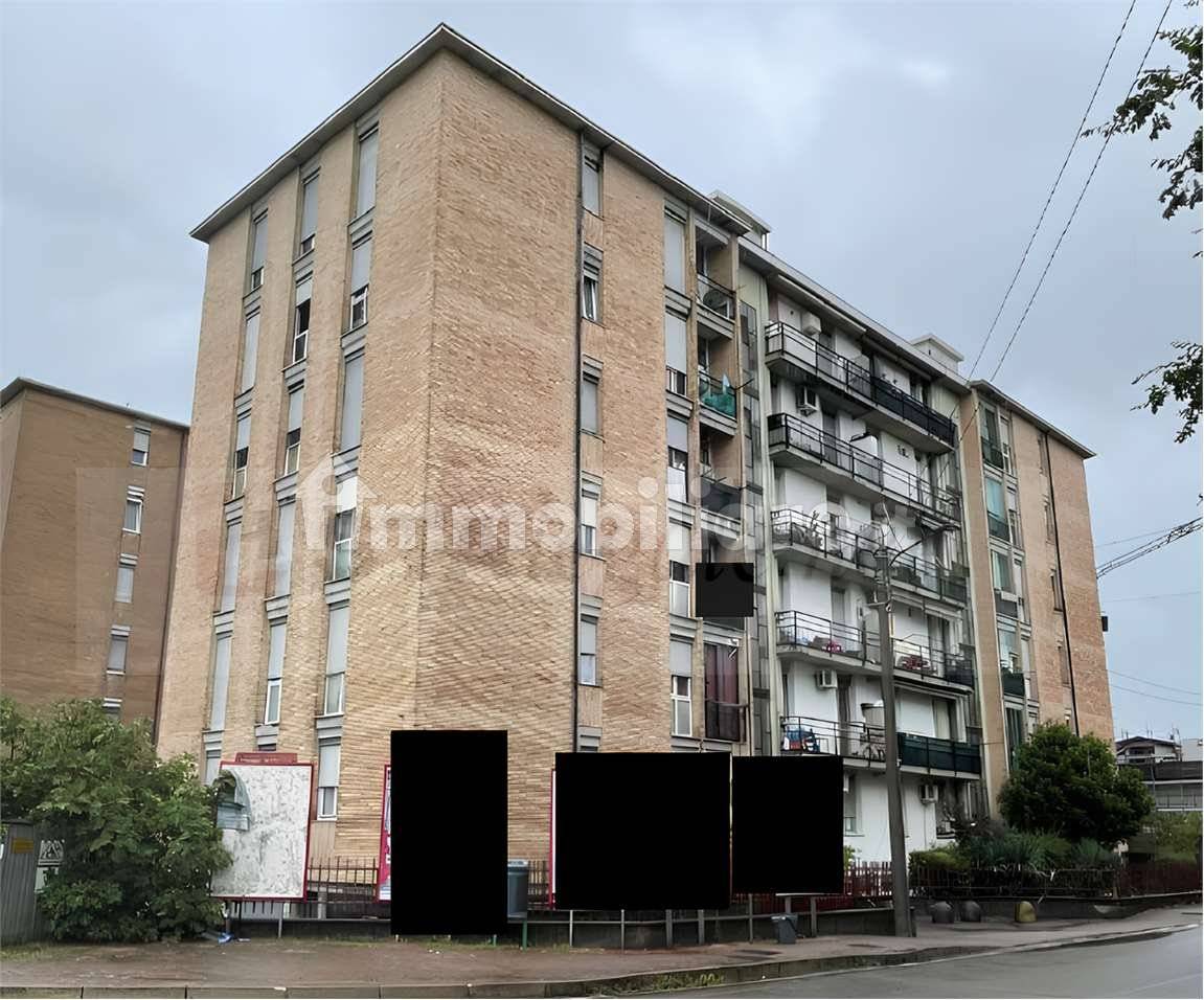 3 rooms Apartment in Solaro, Italy No. 60655