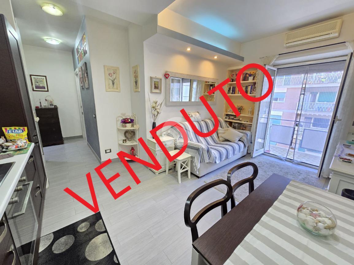 2غرفة شقة في Rome, Italy رقم 28131