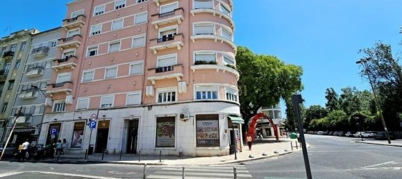 5 bedrooms Apartment in Lisbon, Portugal No. 213057 8