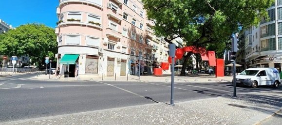 5 bedrooms Apartment in Lisbon, Portugal No. 213057 11