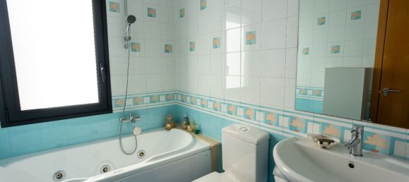 4 Schlafzimmer Haus in Figueres, Spain, Nr. 113568 36