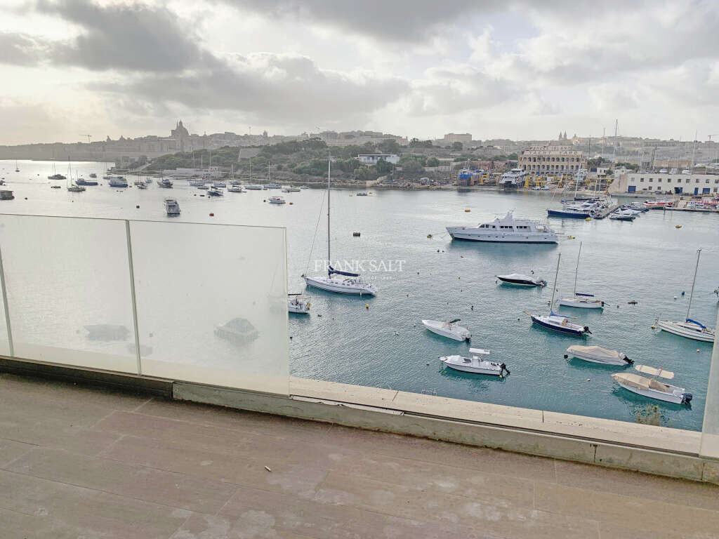 Apartamento de 2 dormitorios en Sliema, Malta No. 1600
