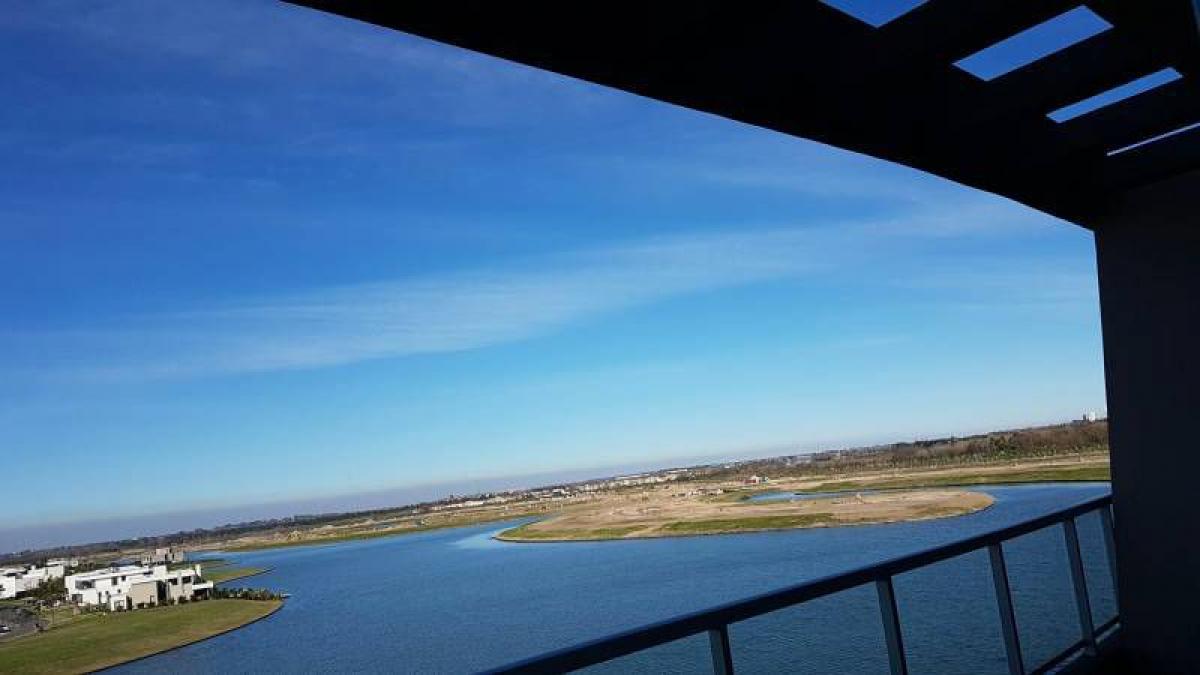 Estudio en Tigre, Argentina No. 4878