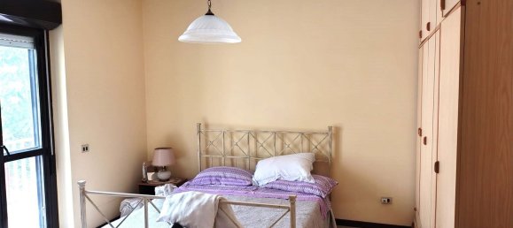 4 bedrooms Apartment in Caserta, Italy No. 314366 9
