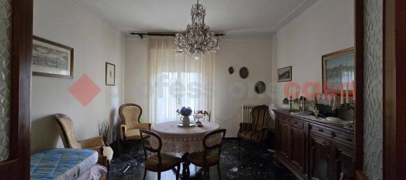 5 rooms Apartment in Arezzo, Italy No. 43734 7