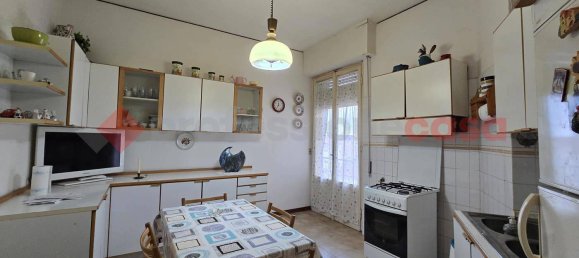 5 rooms Apartment in Arezzo, Italy No. 43734 18