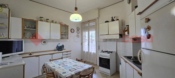 5 rooms Apartment in Arezzo, Italy No. 43734 16
