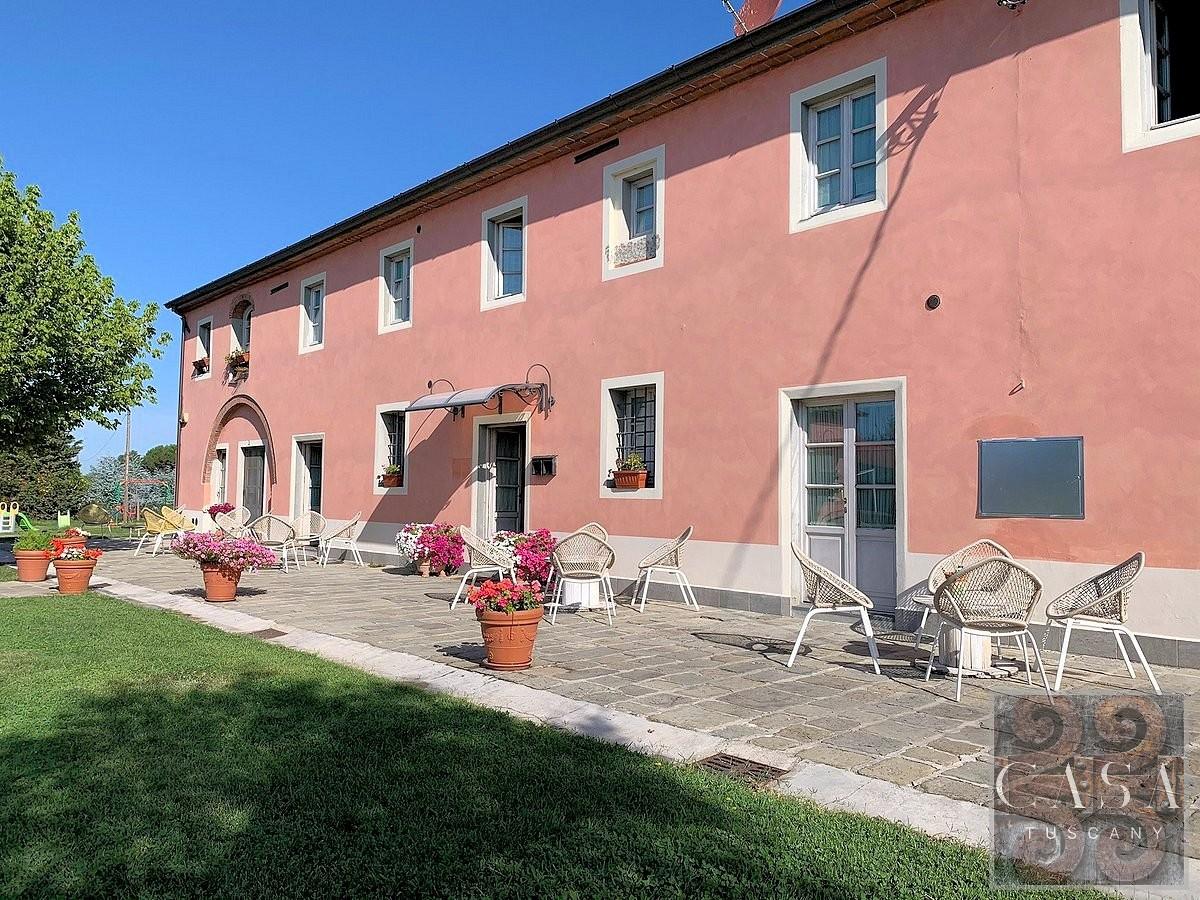 13 bedrooms Villa in Lucca, Italy No. 299