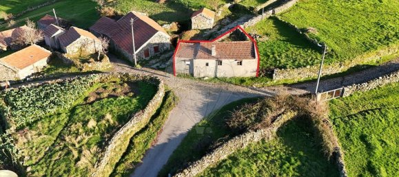 2 bedrooms House in Salto, Portugal No. 166824 2