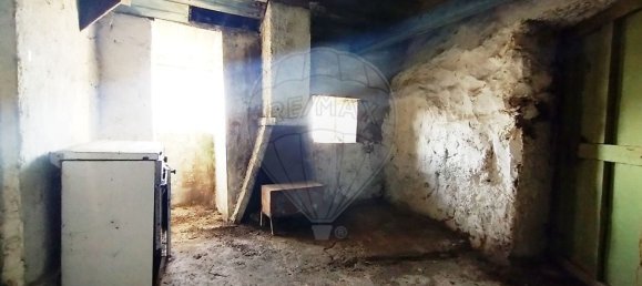 2 bedrooms House in Salto, Portugal No. 166824 8