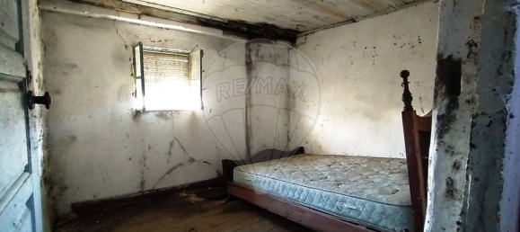 2 bedrooms House in Salto, Portugal No. 166824 10