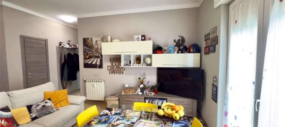 4-salle Appartement à Genoa, Italy No. 35129 28