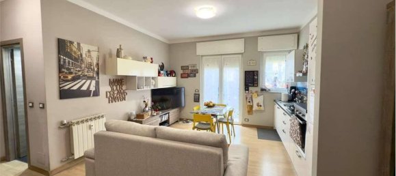 4-salle Appartement à Genoa, Italy No. 35129 21