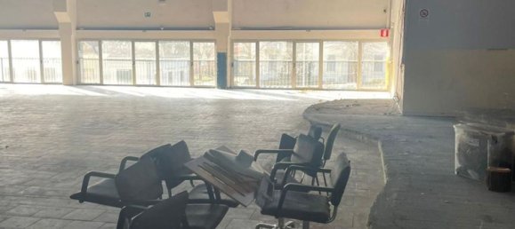 Propriété commerciale à Pavia, Italy 450m² No. 364874 3