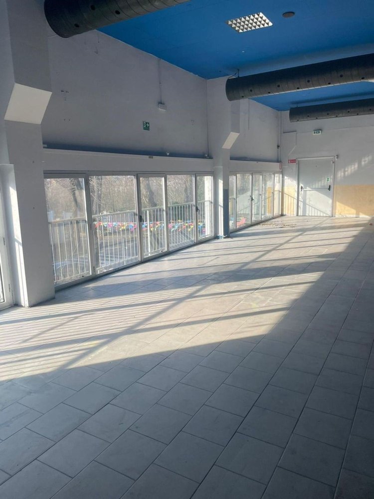 Propriété commerciale à Pavia, Italy 450m² No. 364874