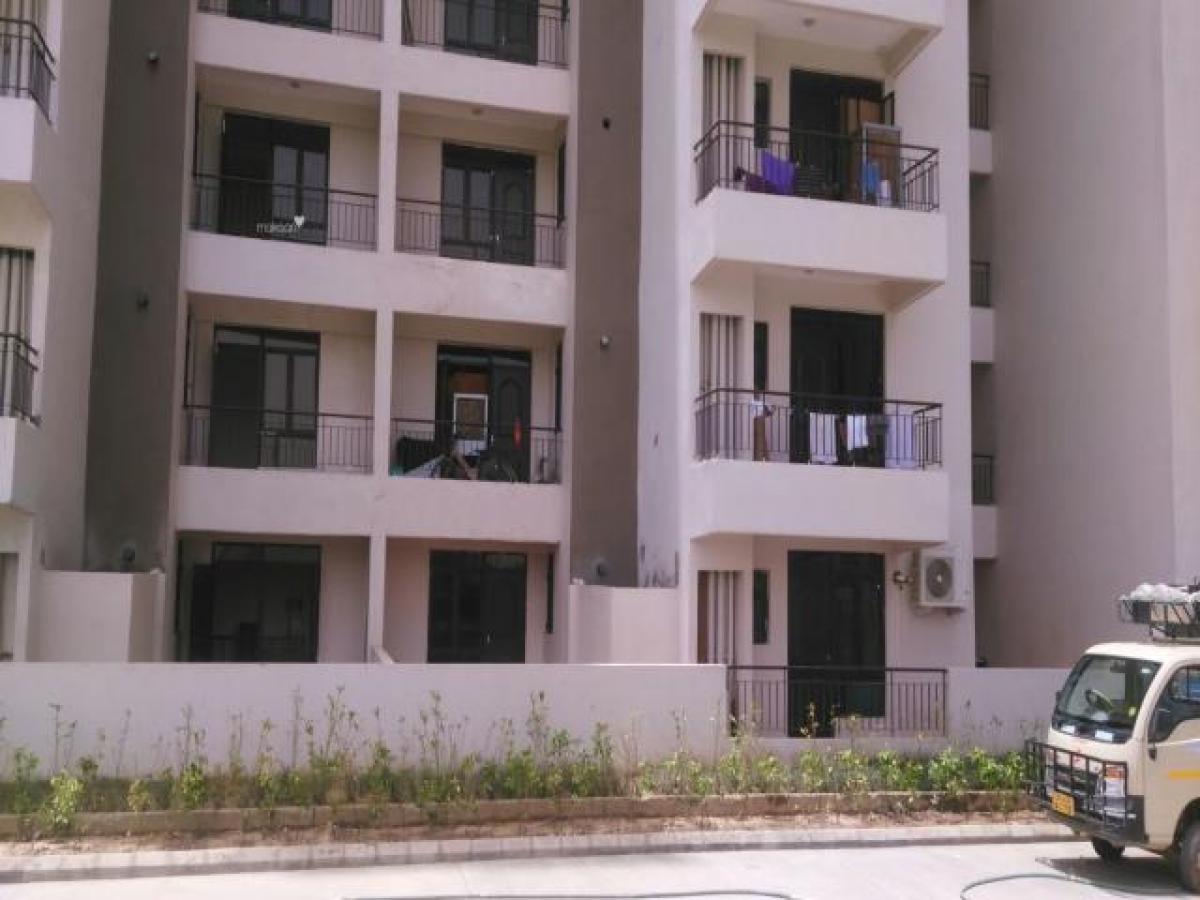 3 bedrooms House in Ghaziabad, India No. 61980