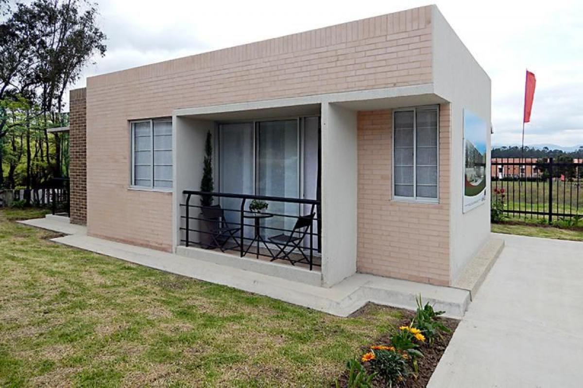 3 bedrooms House in Cundinamarca, Colombia No. 5886