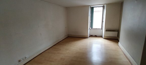 1 chambre Maison à Reuilly, France No. 93893 2