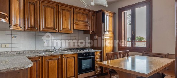 5 bedrooms Villa in Bassano del Grappa, Italy No. 344663 17