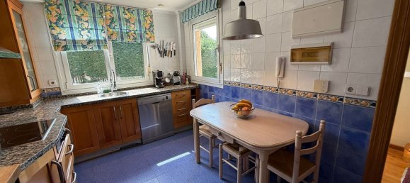 4 bedrooms House in Oviedo, Spain No. 147623 6