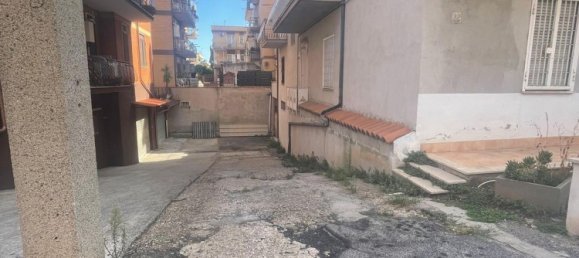 80m² Garage in Rome, Italy No. 341764 7